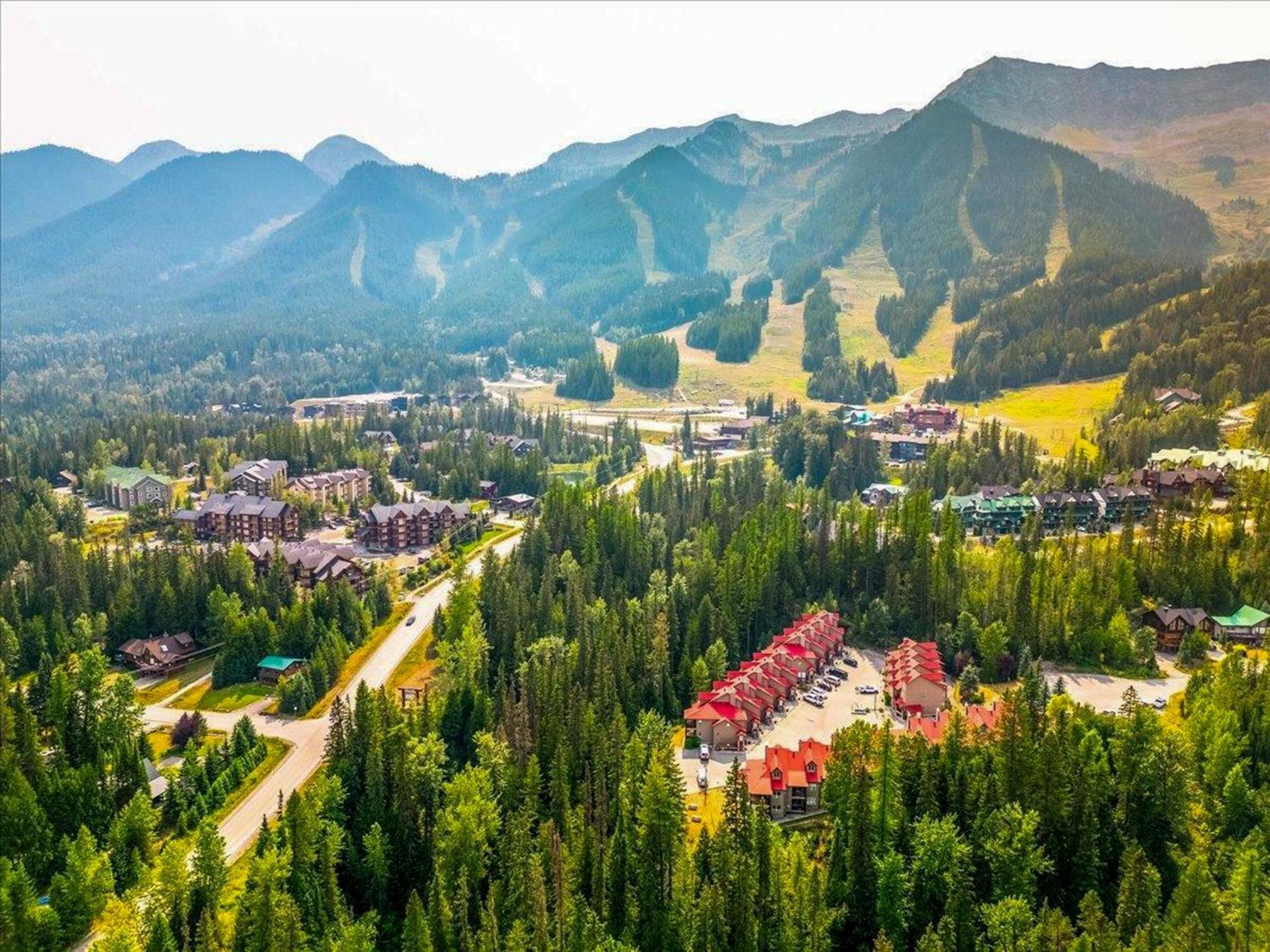 Stone Creek Chalets By Fernie Central Reservations Exterior foto