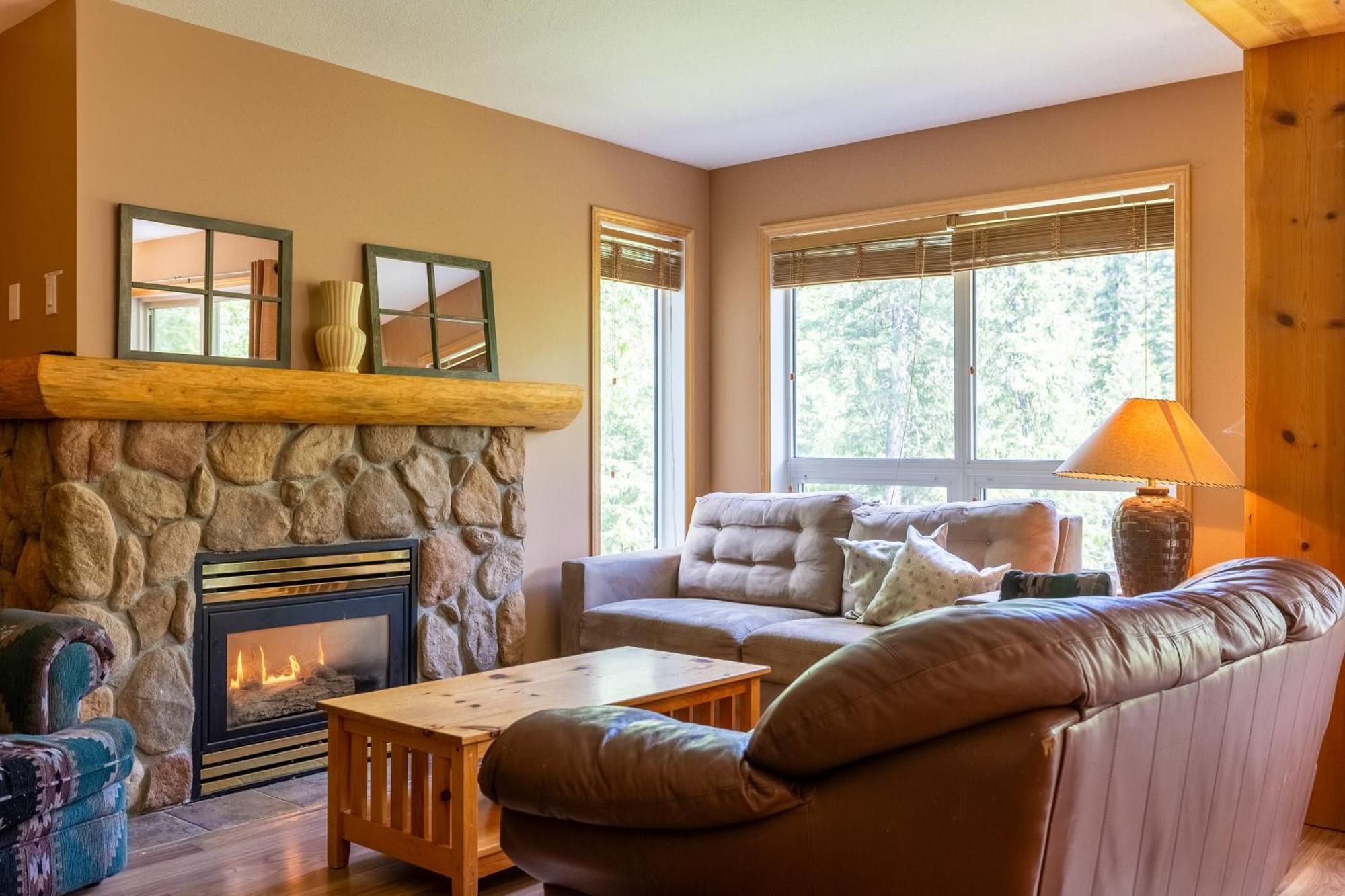 Stone Creek Chalets By Fernie Central Reservations Exterior foto